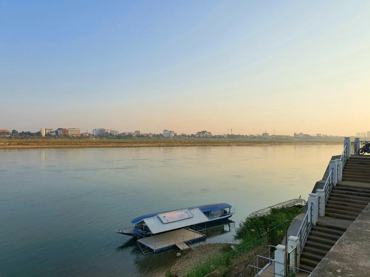 Maharak Resort Nong Khai Exterior photo